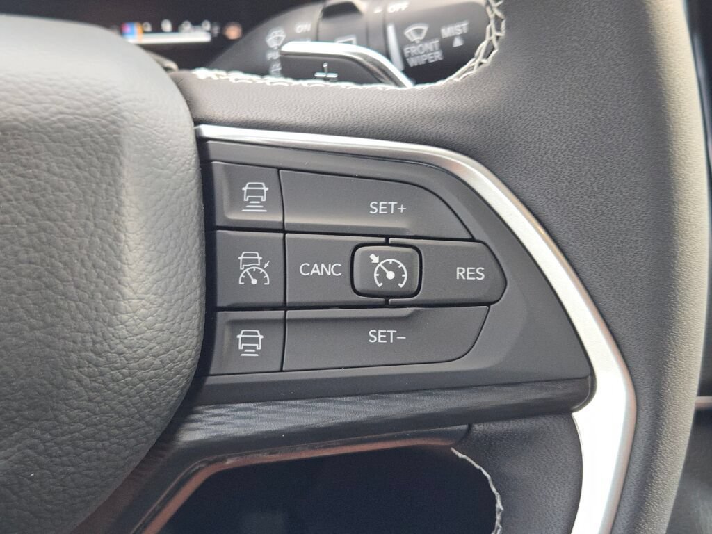 New 2026 Jeep Grand Cherokee Laredo AWD/4WD image 34