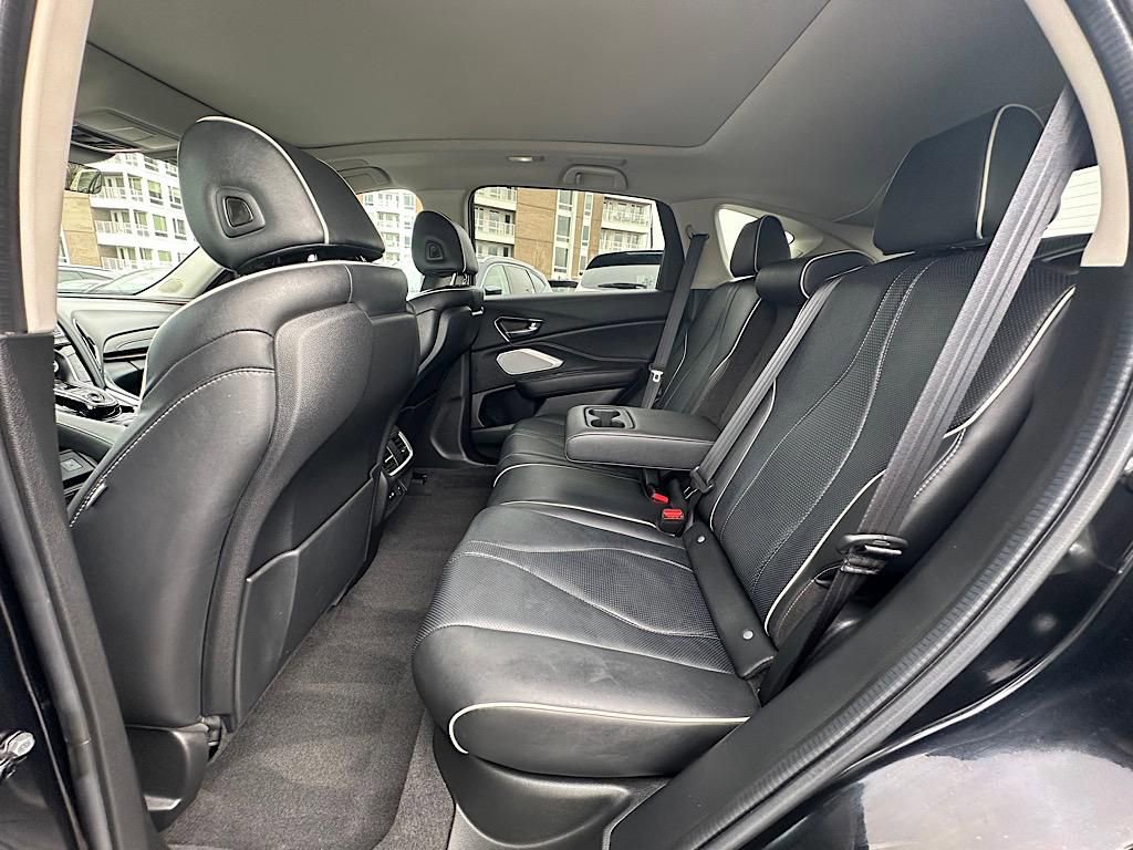 Certified 2024 Acura RDX SH-AWD w/ Advance Package image 20