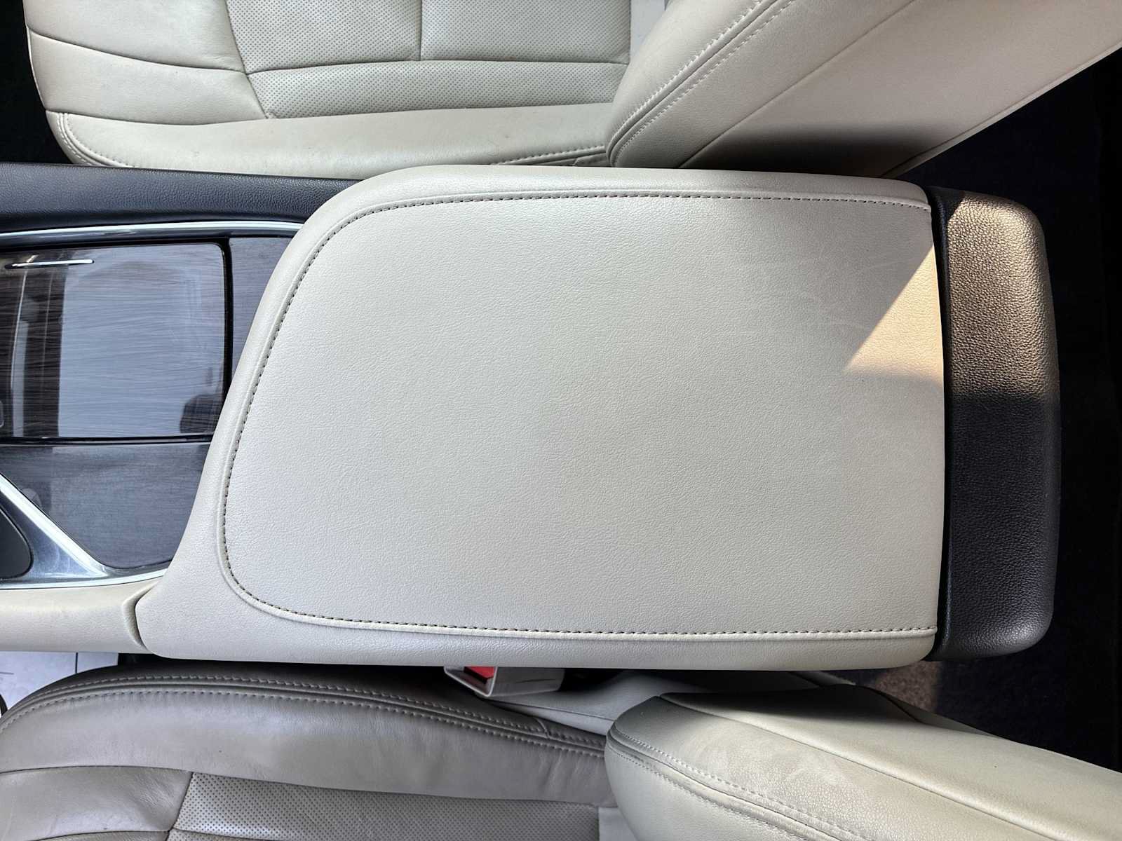 Used 2019 Buick Enclave Premium AWD/4WD image 21