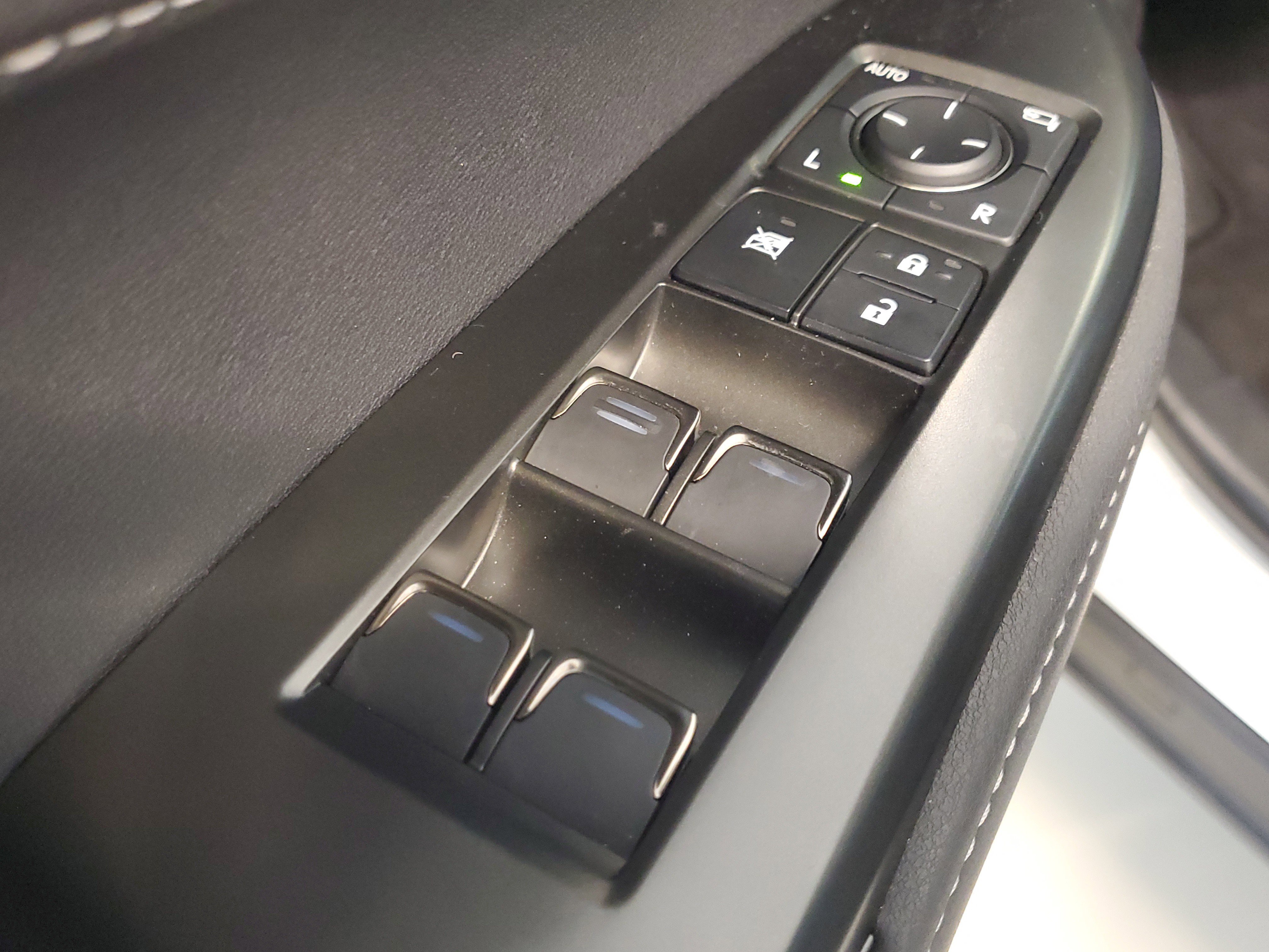 Used 2025 Lexus NX 250 FWD w/ Accessory Package (Z1) image 24