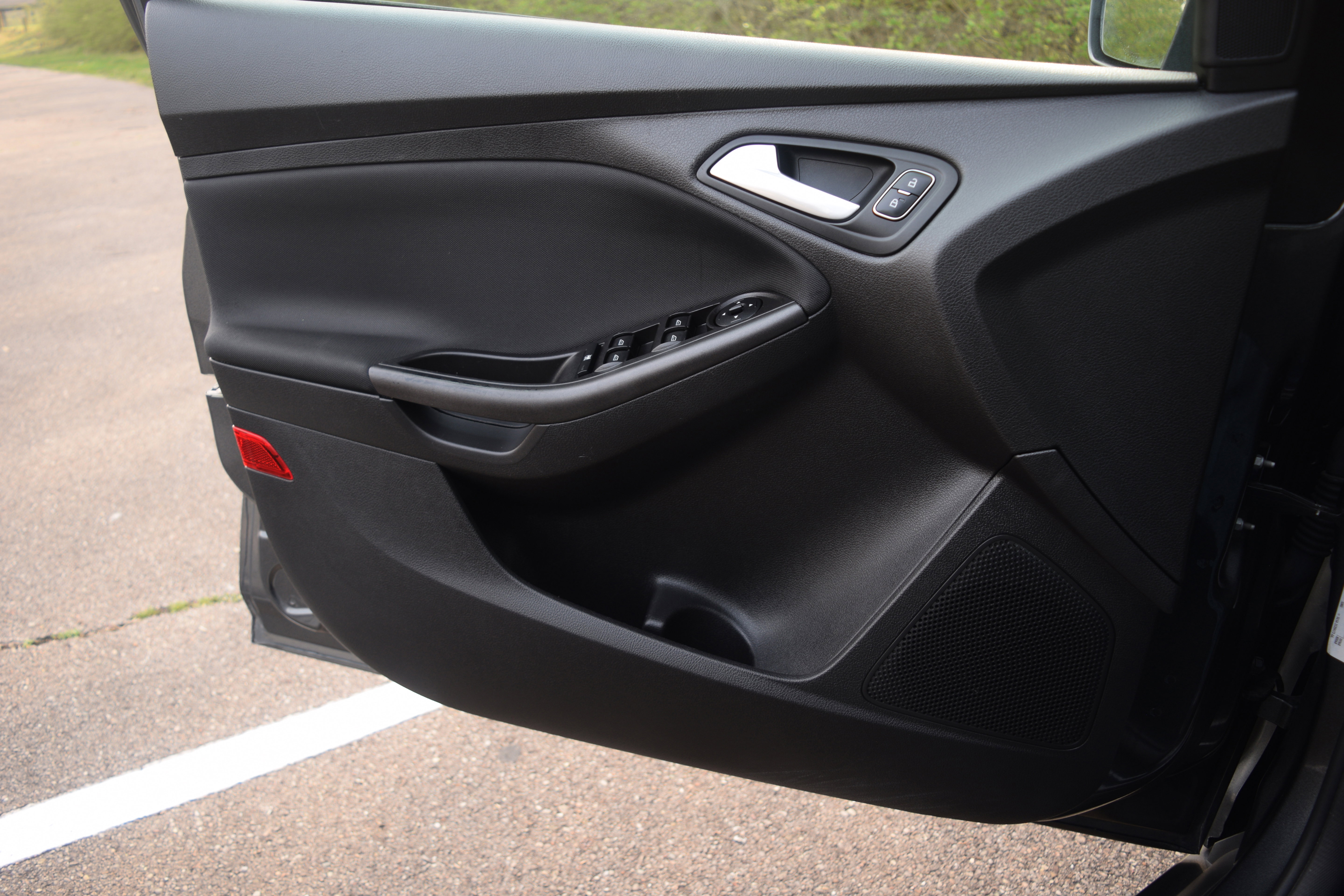 Used 2018 Ford Focus SEL FWD image 18