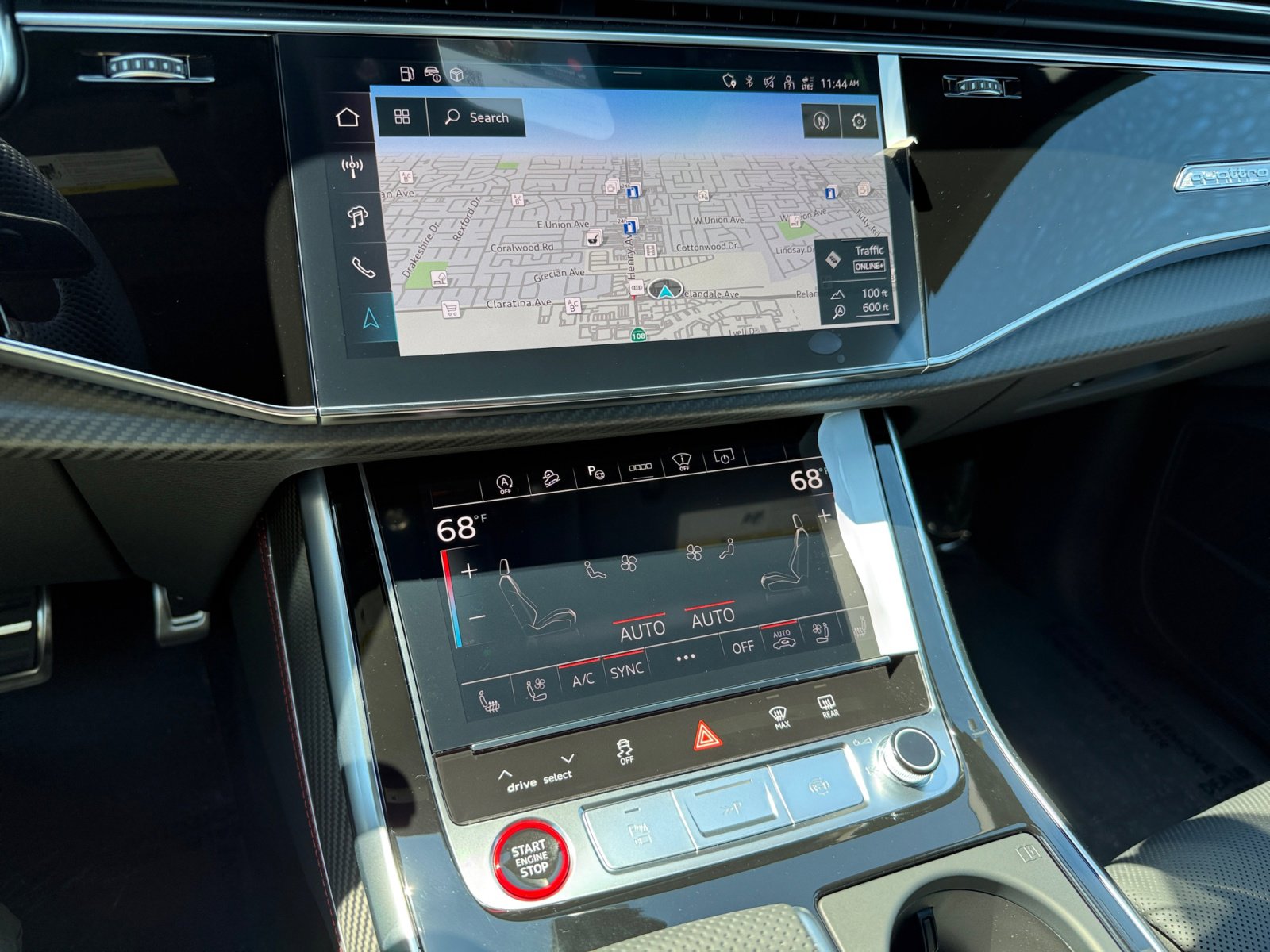 New 2025 Audi RS Q8 performance image 12