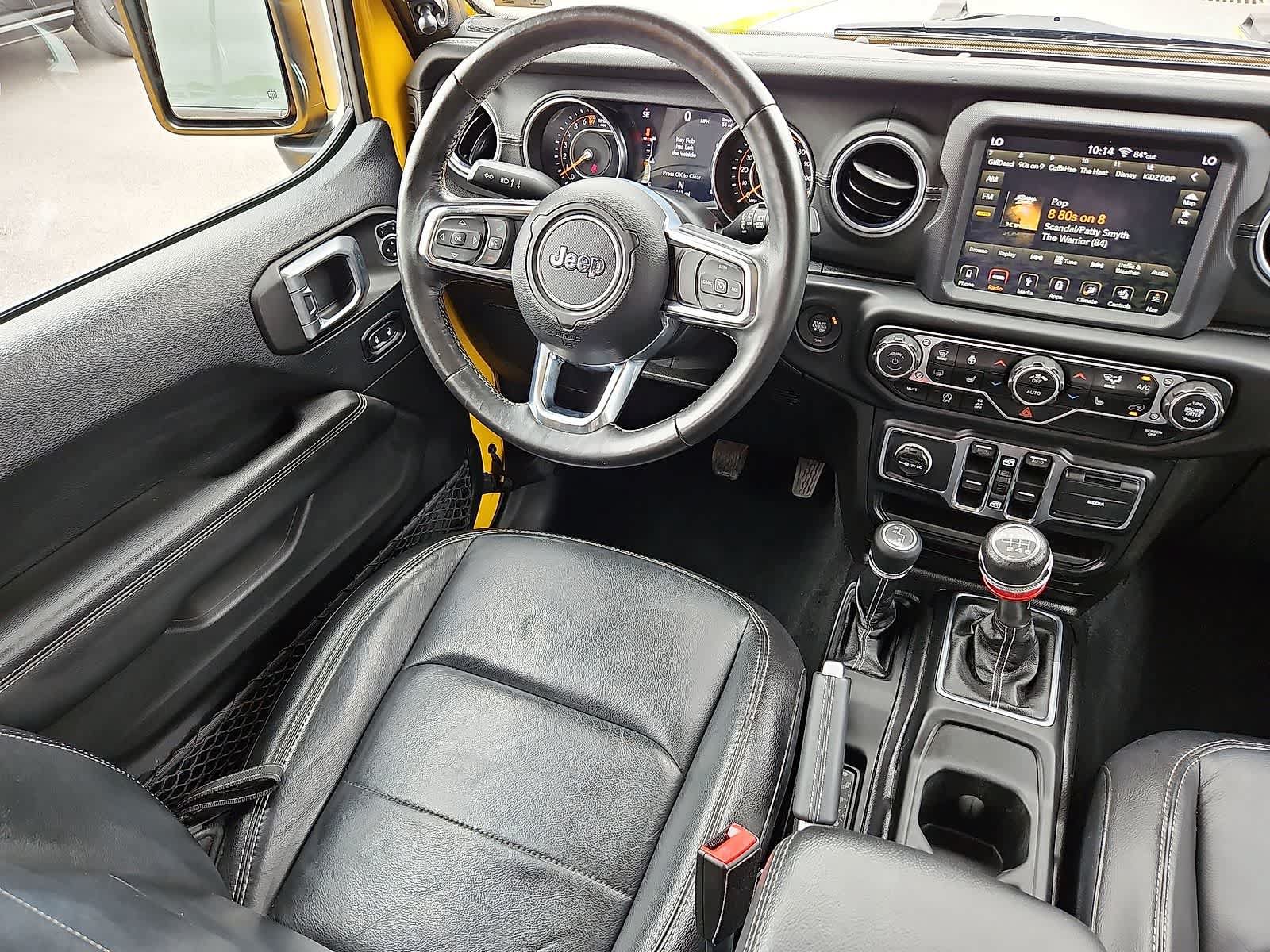 Used 2018 Jeep Wrangler Unlimited Sahara AWD/4WD image 10