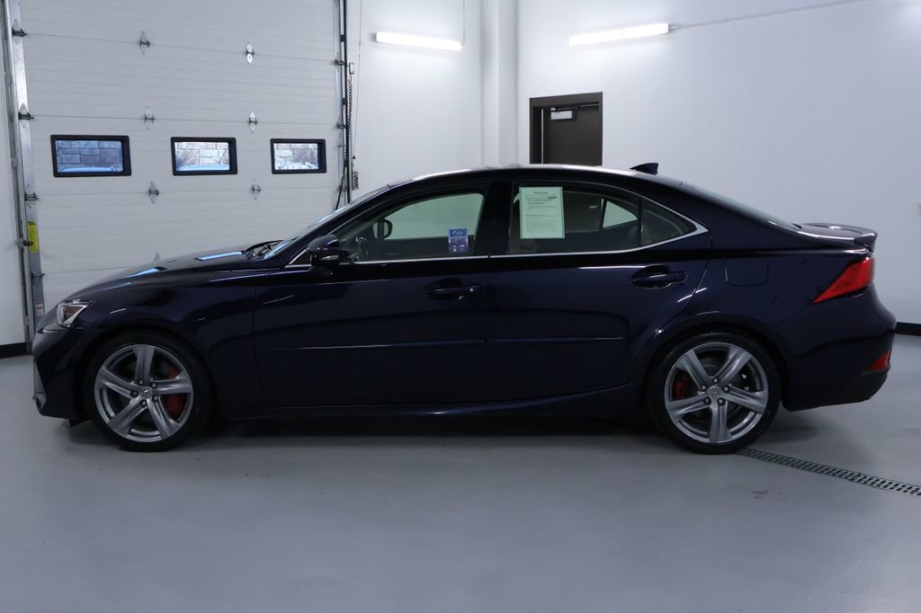 Used 2017 Lexus IS 300 AWD image 4