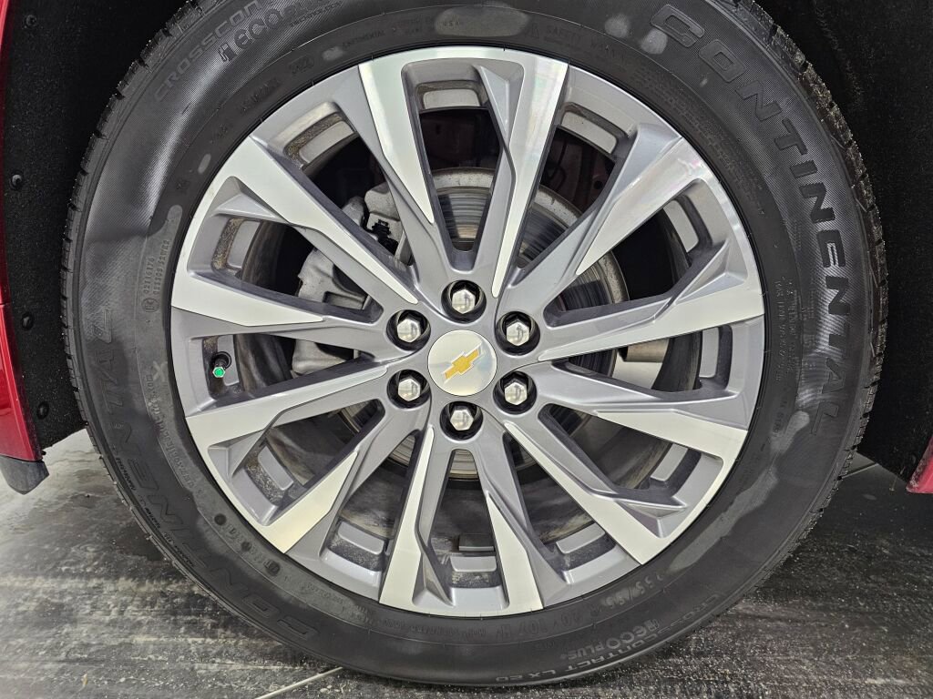 Used 2023 Chevrolet Traverse Premier image 10