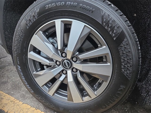 New 2025 Nissan Pathfinder SL image 10