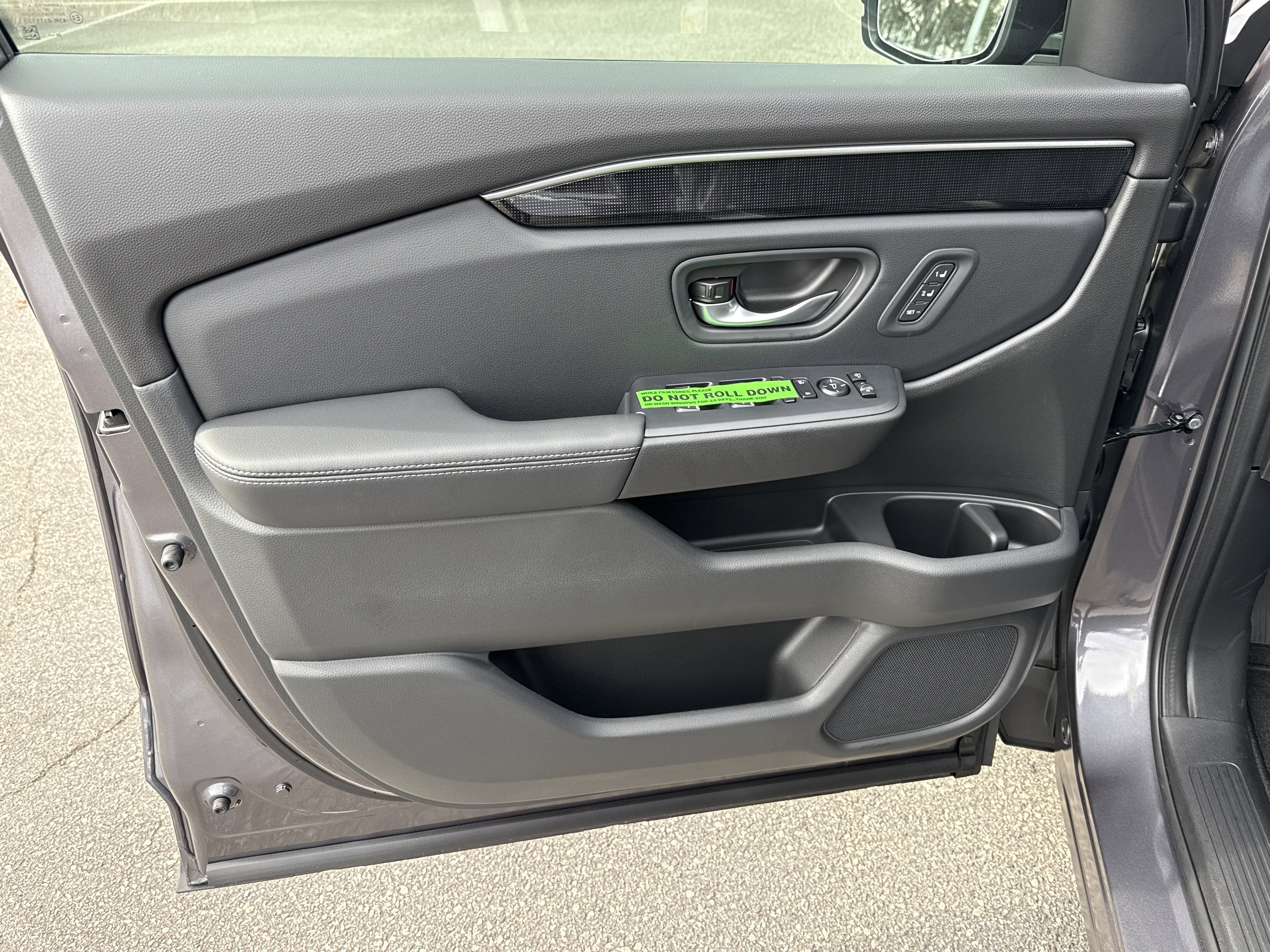 New 2025 Honda Pilot Elite image 13