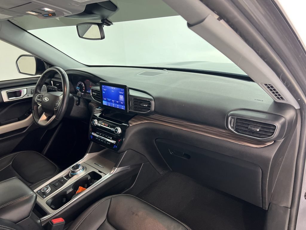 Used 2022 Ford Explorer Limited AWD/4WD image 25