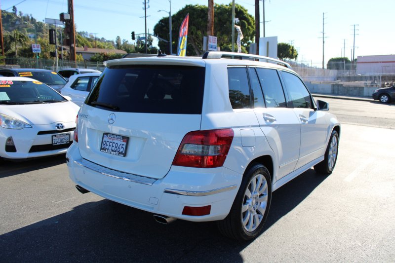 Used 2011 Mercedes-Benz GLK 350 2WD image 6