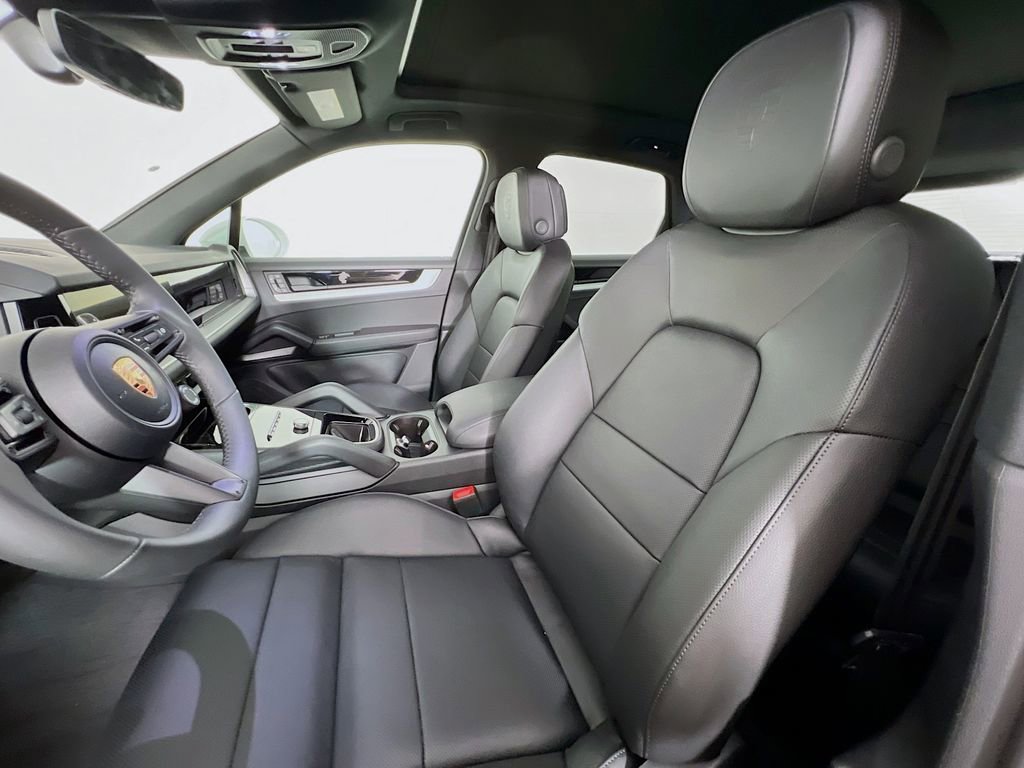 New 2026 Porsche Cayenne image 5
