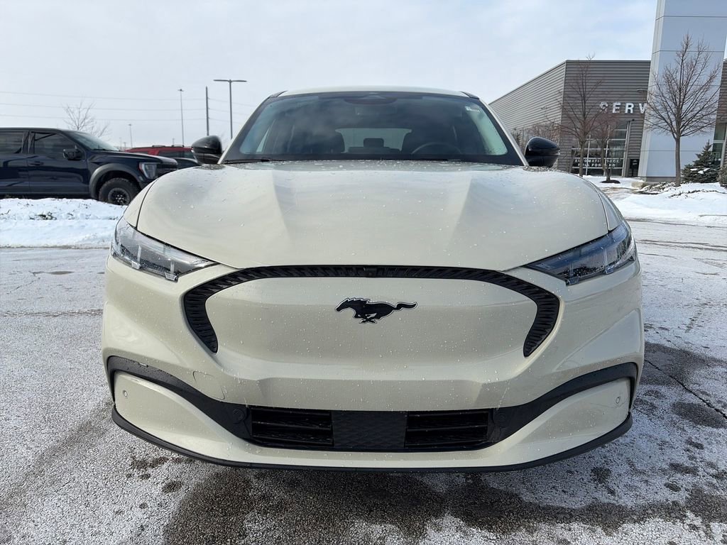 Used 2025 Ford Mustang Mach-E Select video 2