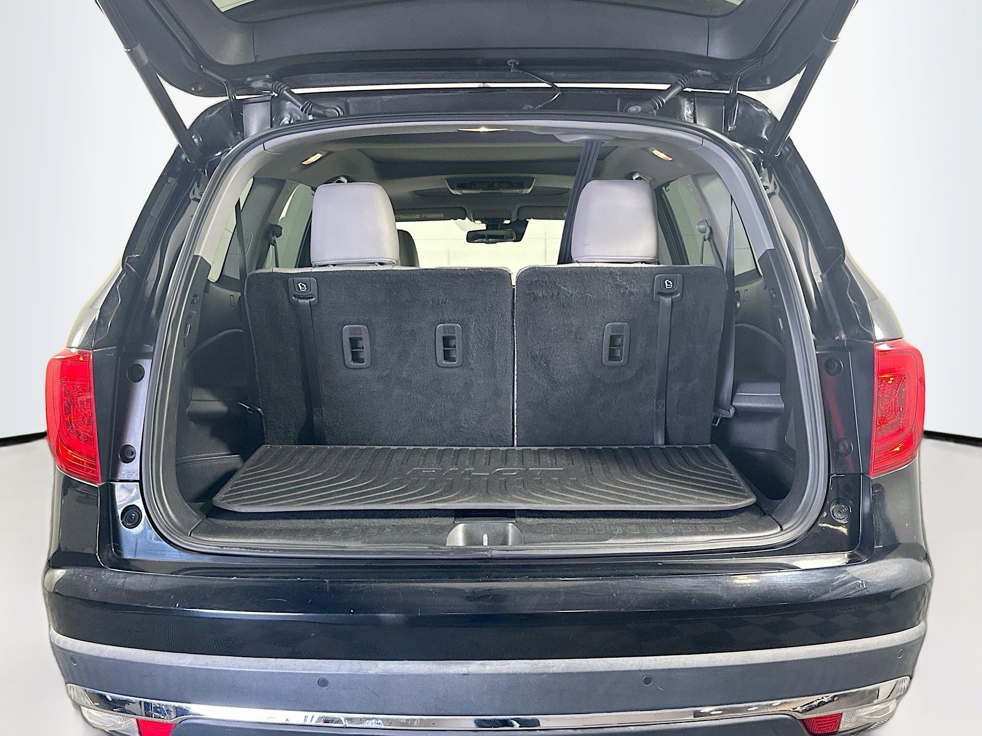 Used 2017 Honda Pilot Elite image 30