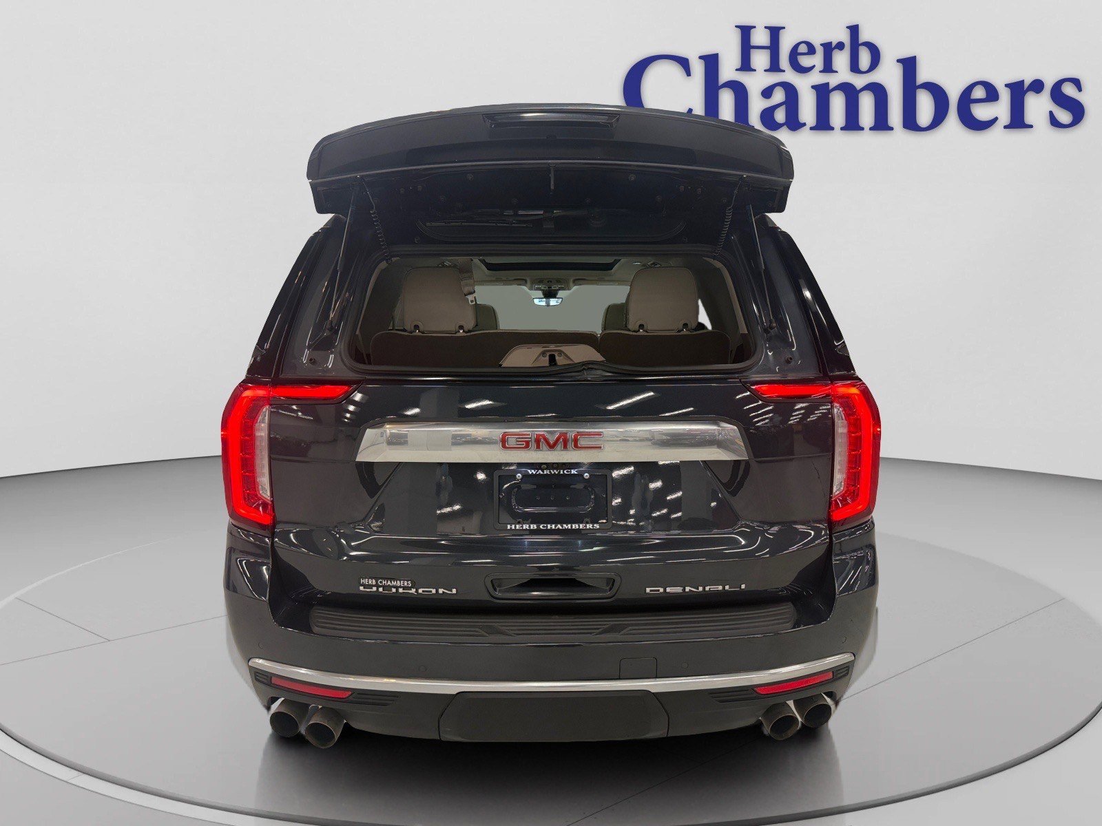 Used 2022 GMC Yukon Denali w/ Denali Premium Package image 7