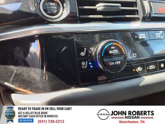 Used 2024 Nissan Pathfinder Platinum FWD image 24