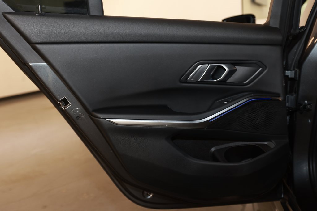 Used 2022 BMW M340i xDrive w/ Driving Assistance Package image 21