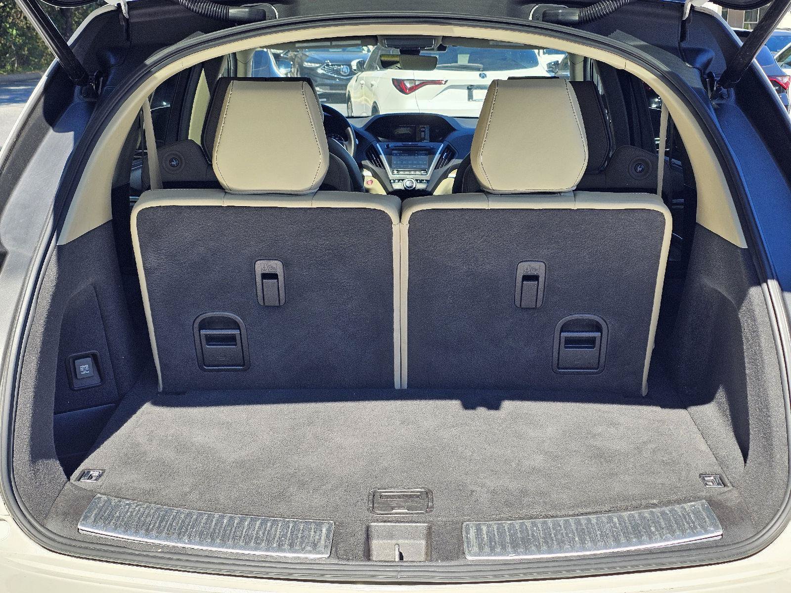 Used 2020 Acura MDX w/ Advance Package AWD/4WD image 11