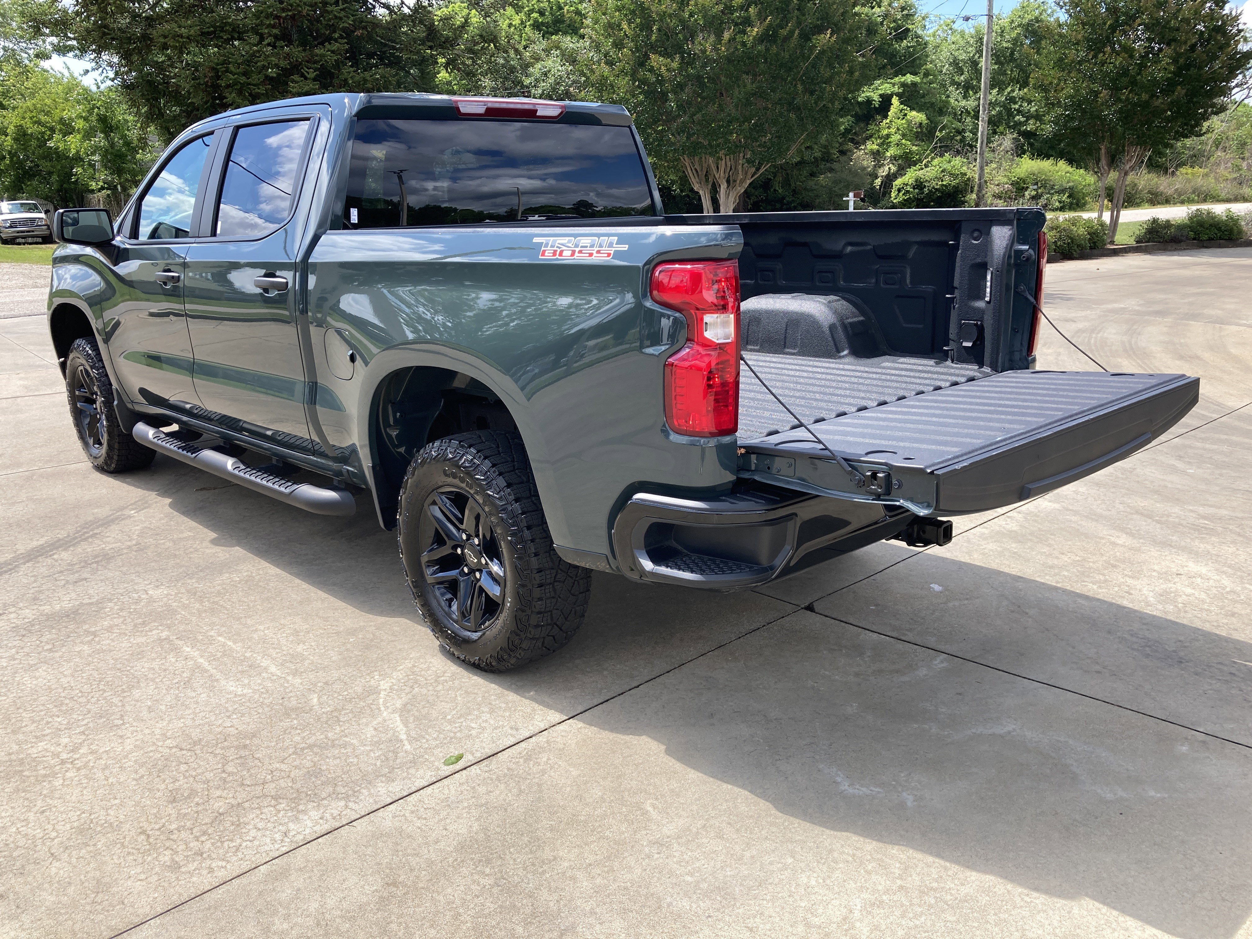 Certified 2026 Chevrolet Silverado 1500 Custom Trail Boss AWD/4WD image 8