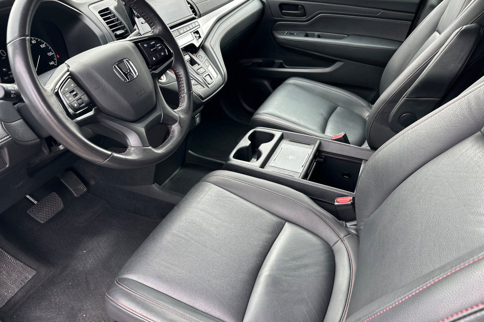 Used 2025 Honda Odyssey Sport-L image 10