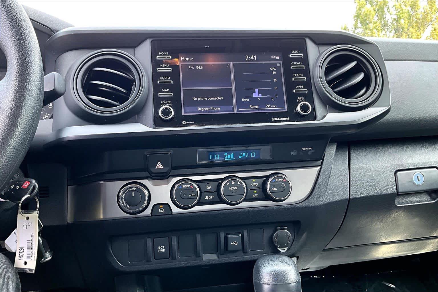 Used 2022 Toyota Tacoma SR AWD/4WD image 33