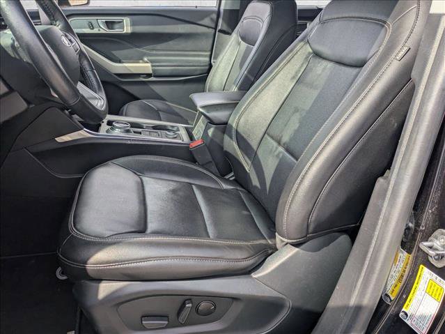 Used 2023 Ford Explorer Limited image 14
