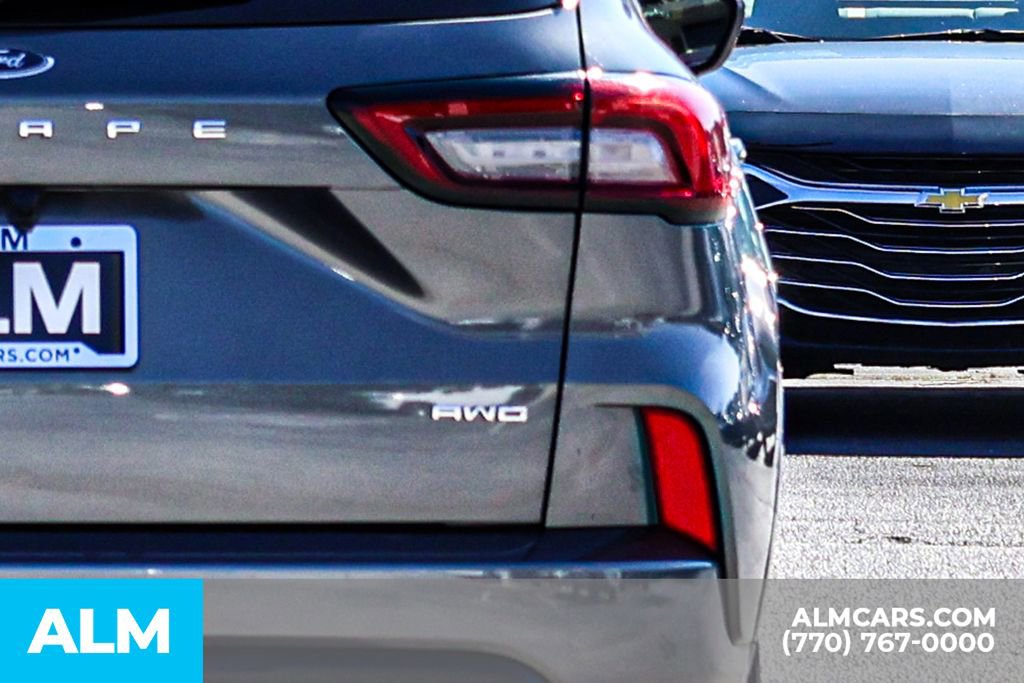 Used 2024 Ford Escape ST-Line AWD/4WD image 15