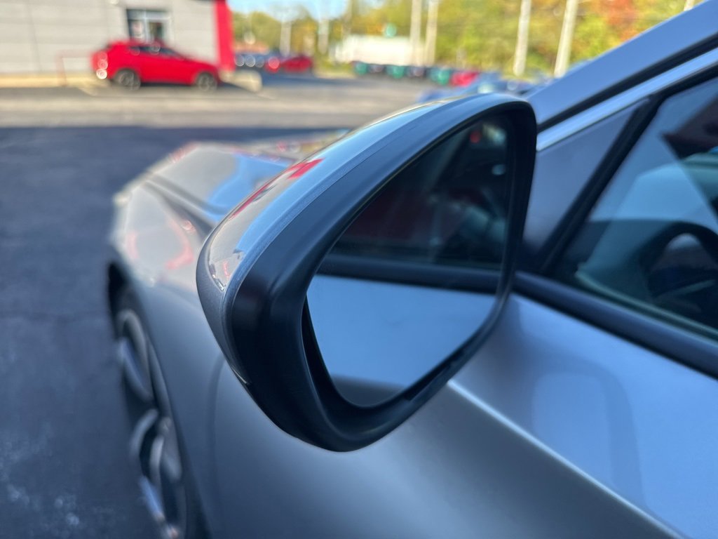 Used 2019 Honda Accord Sport image 16