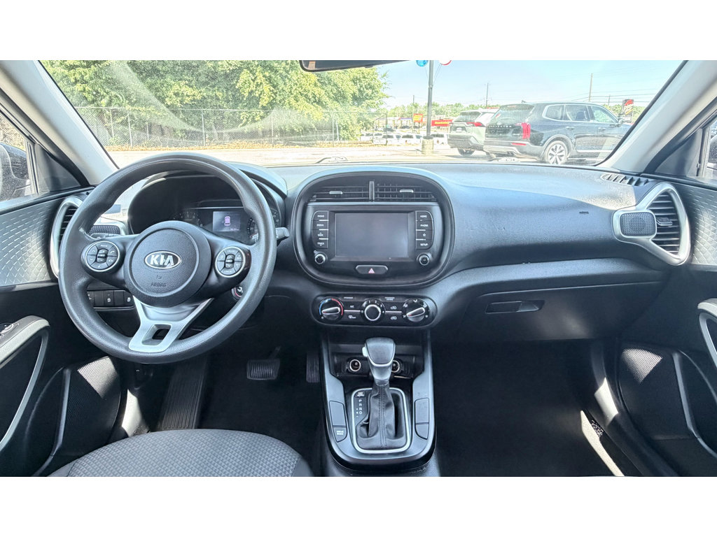 Used 2021 Kia Soul LX FWD image 10