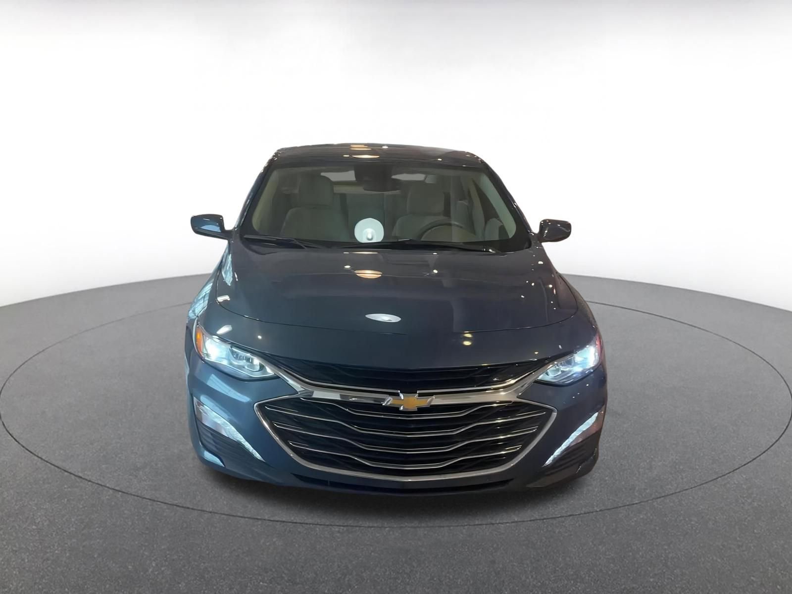 Used 2024 Chevrolet Malibu LT image 4