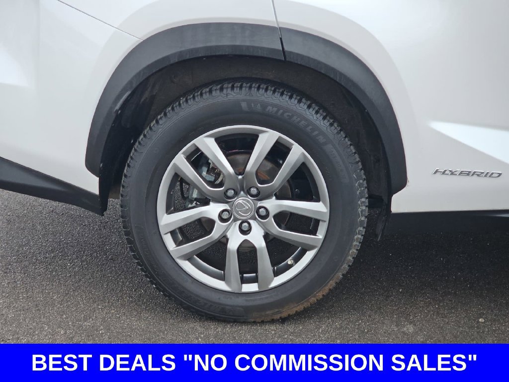 Used 2015 Lexus NX 300h AWD w/ Premium Package image 38