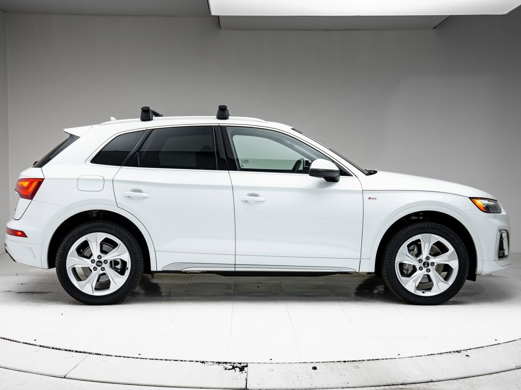 Certified 2025 Audi Q5 2.0T Premium Plus w/ Premium Plus Package image 29