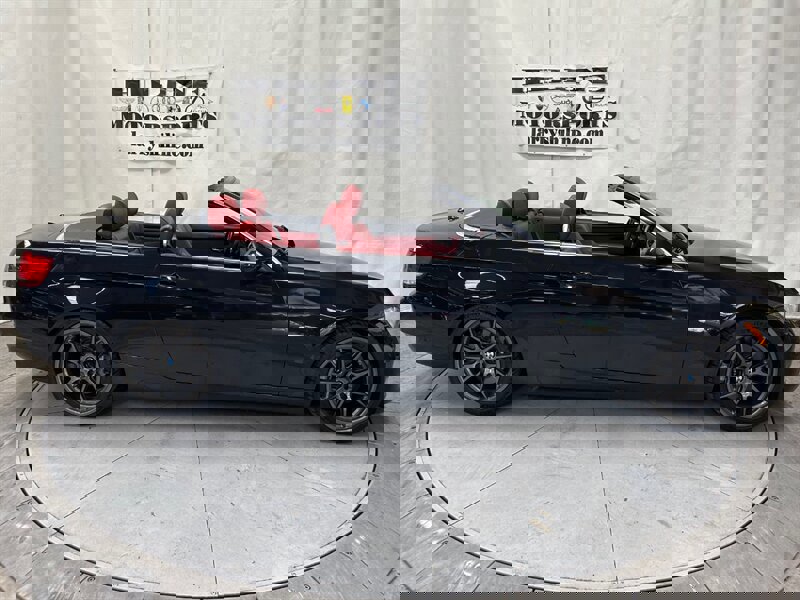 Used 2007 BMW 335i Convertible image 6