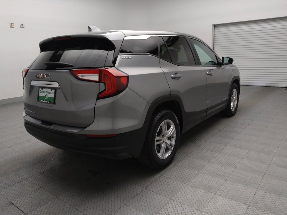 Used 2023 GMC Terrain SLE image 9