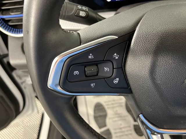 Used 2024 Chevrolet Trax LT w/ Driver Confidence Package FWD image 24