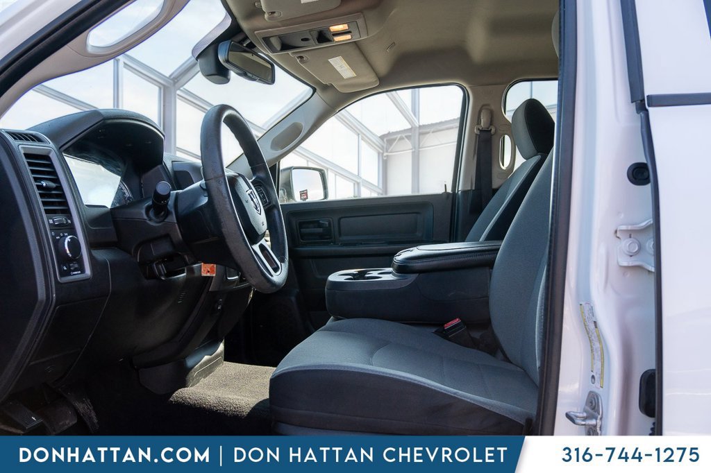 Used 2022 RAM 1500 Tradesman w/ Electronics Group RWD image 3