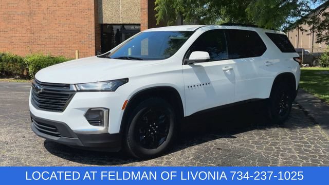 Used 2023 Chevrolet Traverse LT w/ Midnight/Sport Edition AWD/4WD image 4