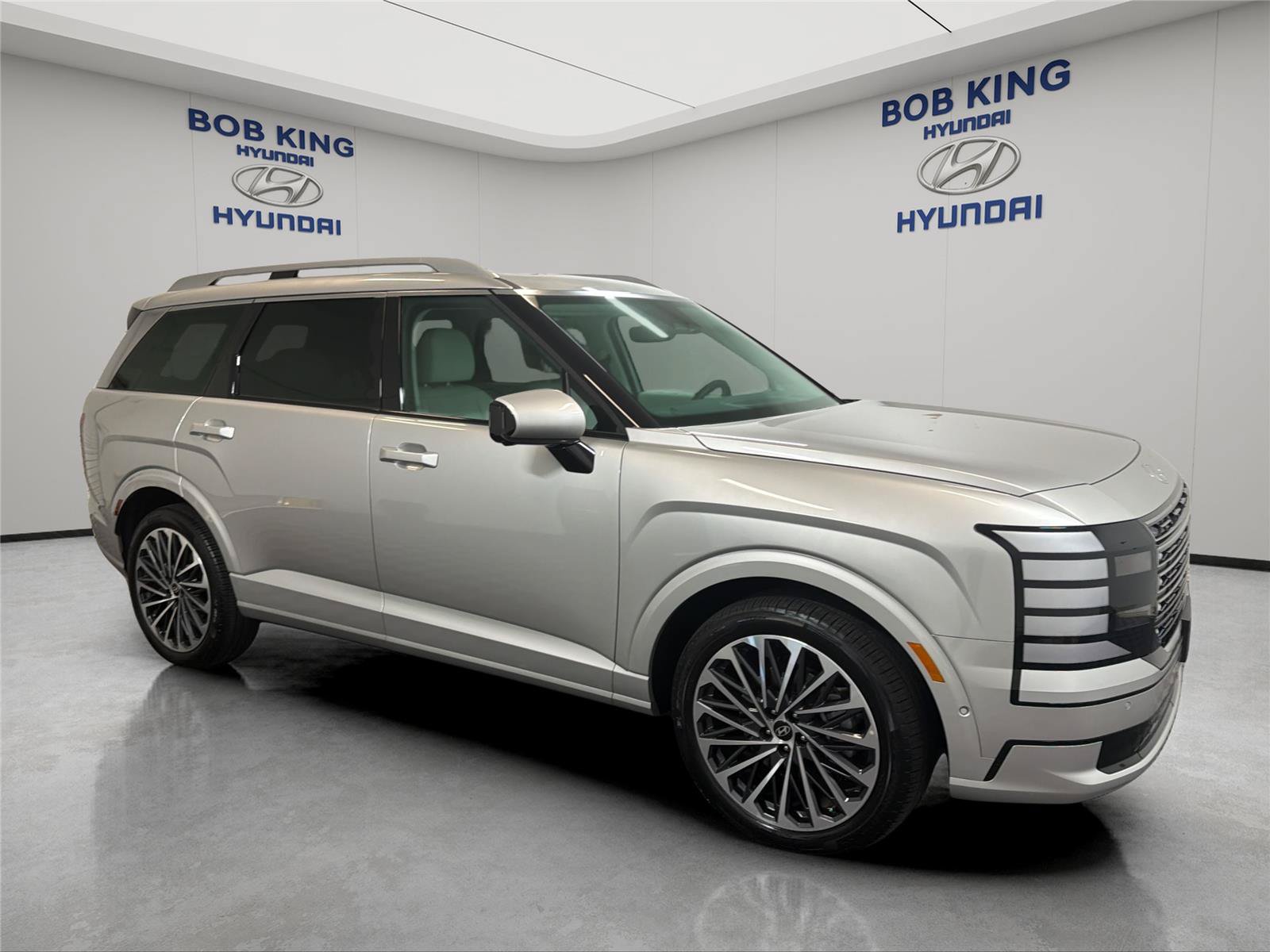 Certified 2026 Hyundai Palisade Calligraphy AWD/4WD image 7