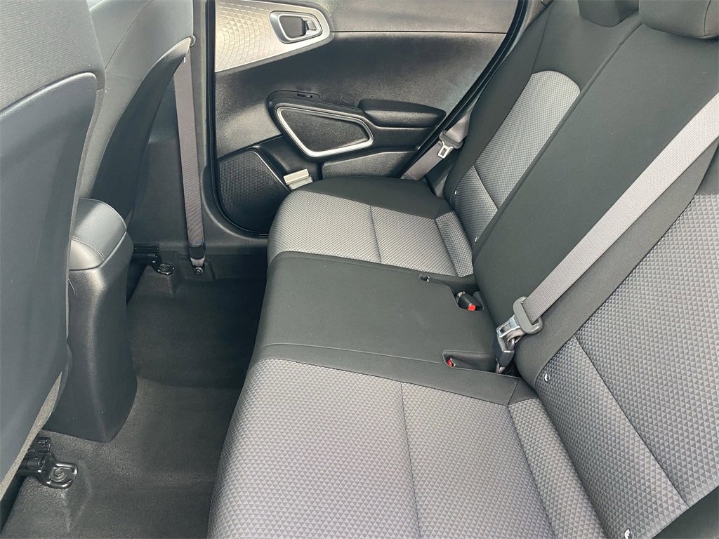 Used 2024 Kia Soul LX w/ Option Group 015 image 18