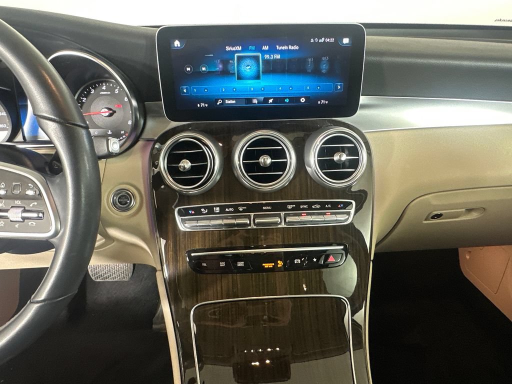 Certified 2022 Mercedes-Benz GLC 300 image 30