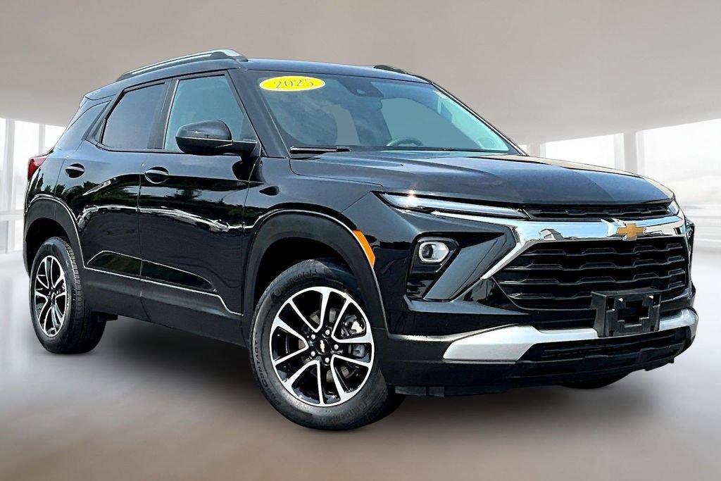 Used 2025 Chevrolet TrailBlazer LT