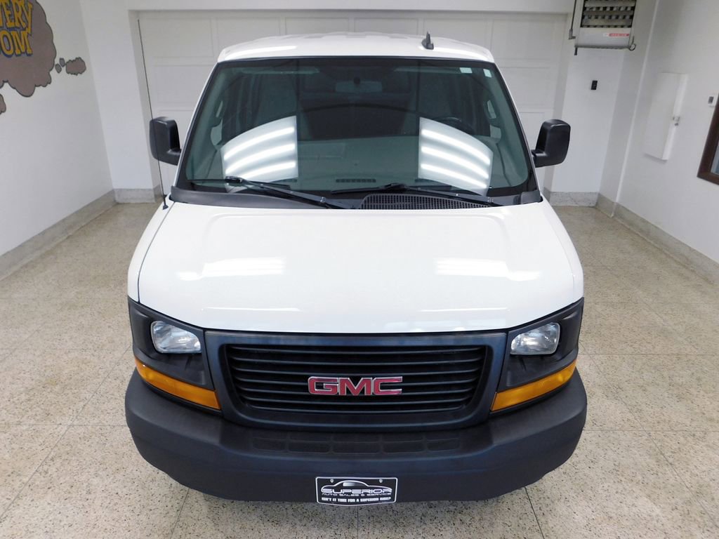 Used 2017 GMC Savana 2500 RWD image 11