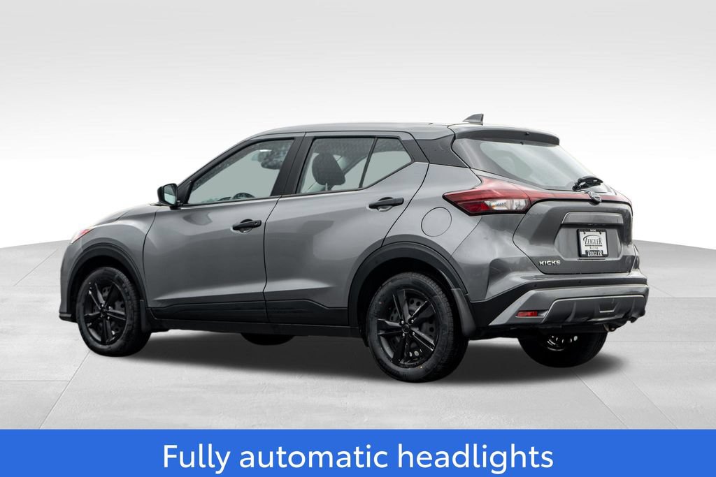 Used 2024 Nissan Kicks S FWD image 5