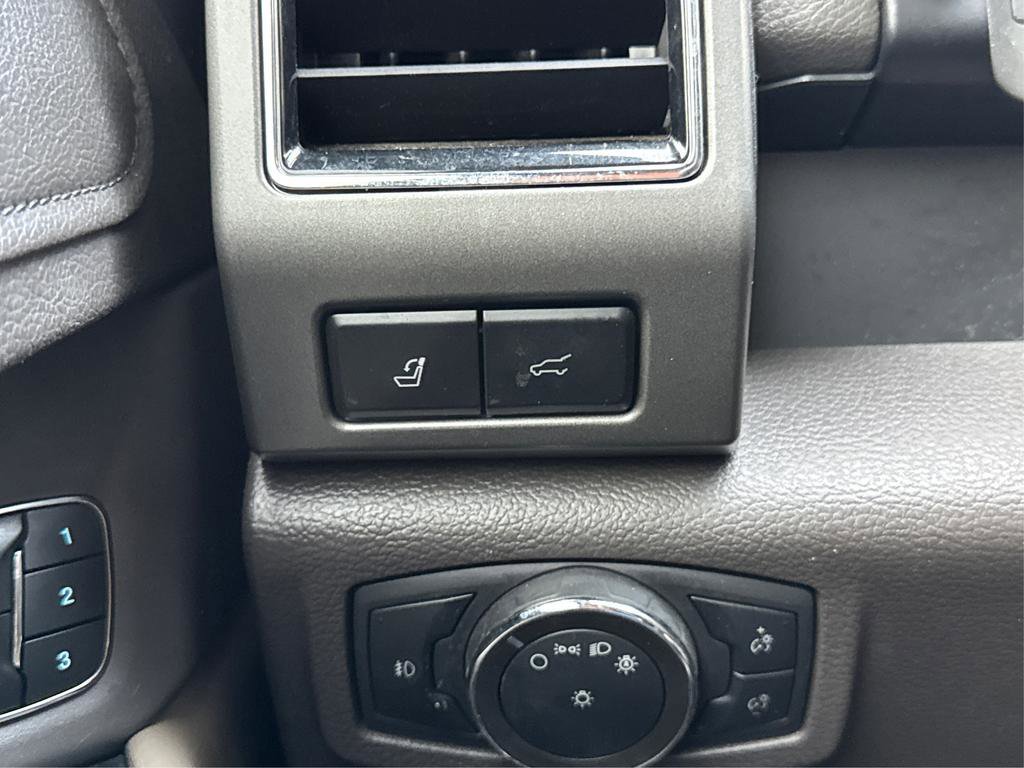 Used 2020 Ford Expedition XLT w/ Equipment Group 202A image 47