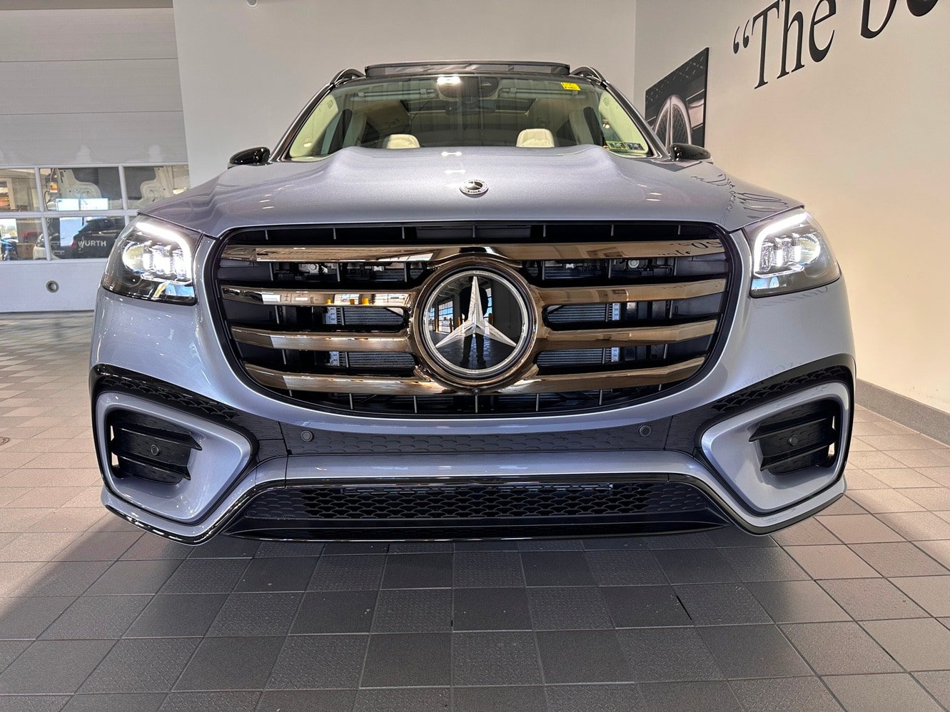 Used 2026 Mercedes-Benz GLS 450 4MATIC image 2