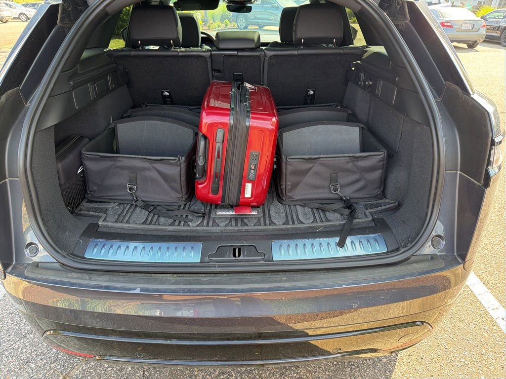 Used 2025 Land Rover Range Rover Velar Dynamic SE AWD/4WD image 33