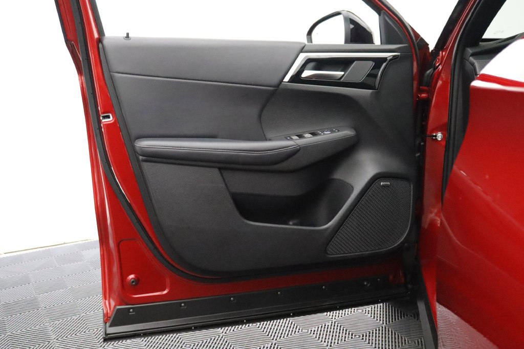 Used 2026 Mitsubishi Outlander AWD image 16