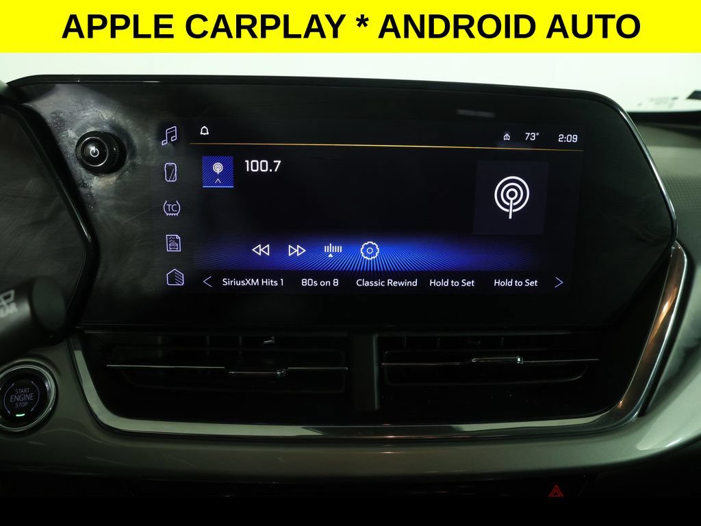 Used 2025 Chevrolet Trax LT FWD image 3