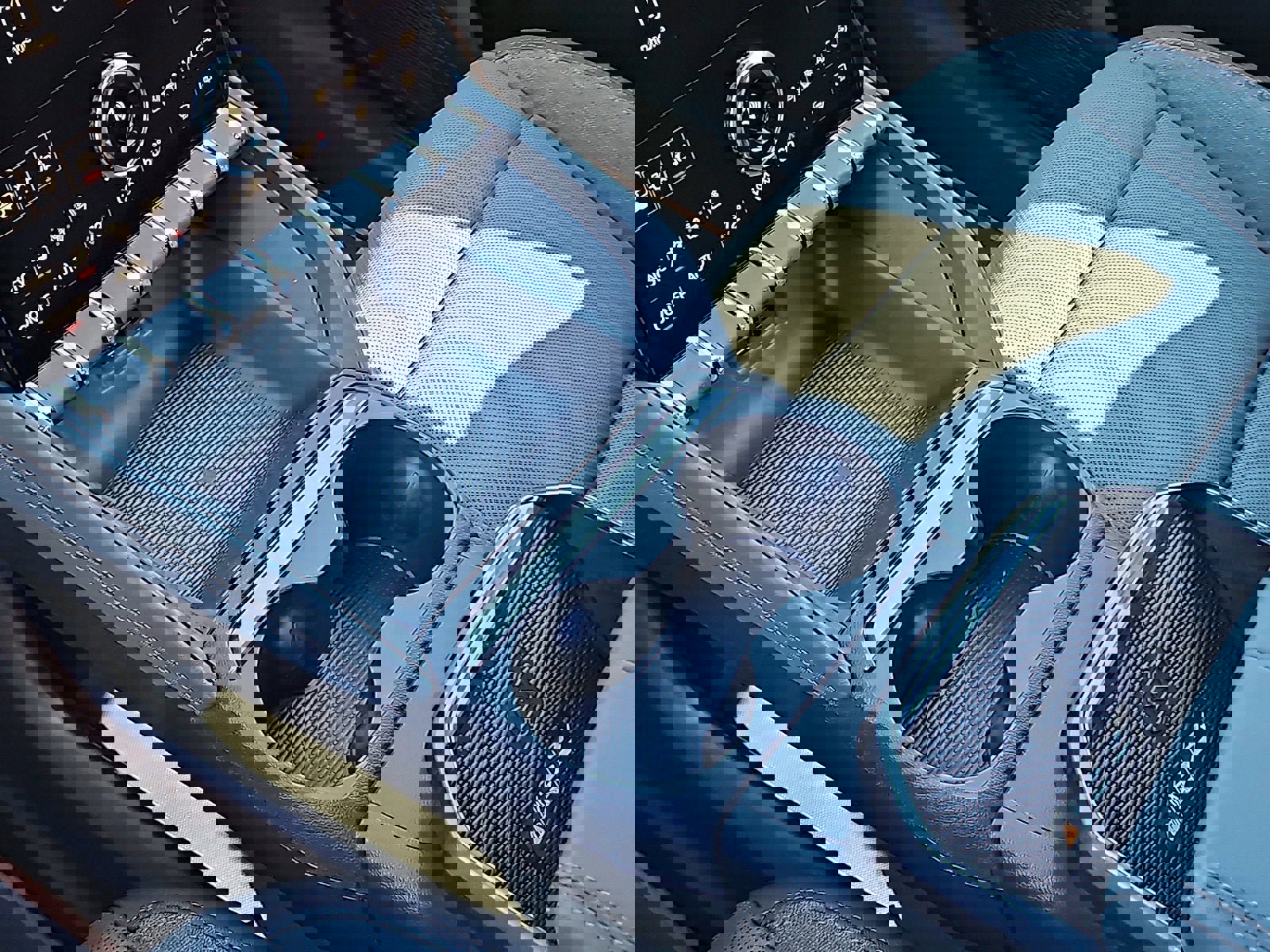 New 2026 GMC Terrain AT4 w/ Convenience Package III image 20