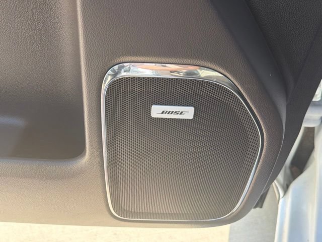 Used 2016 Chevrolet Silverado 1500 LTZ Z71 w/ LTZ Plus Package AWD/4WD image 23