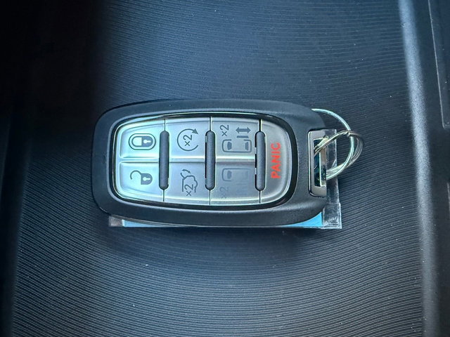 New 2026 Chrysler Pacifica Select image 34