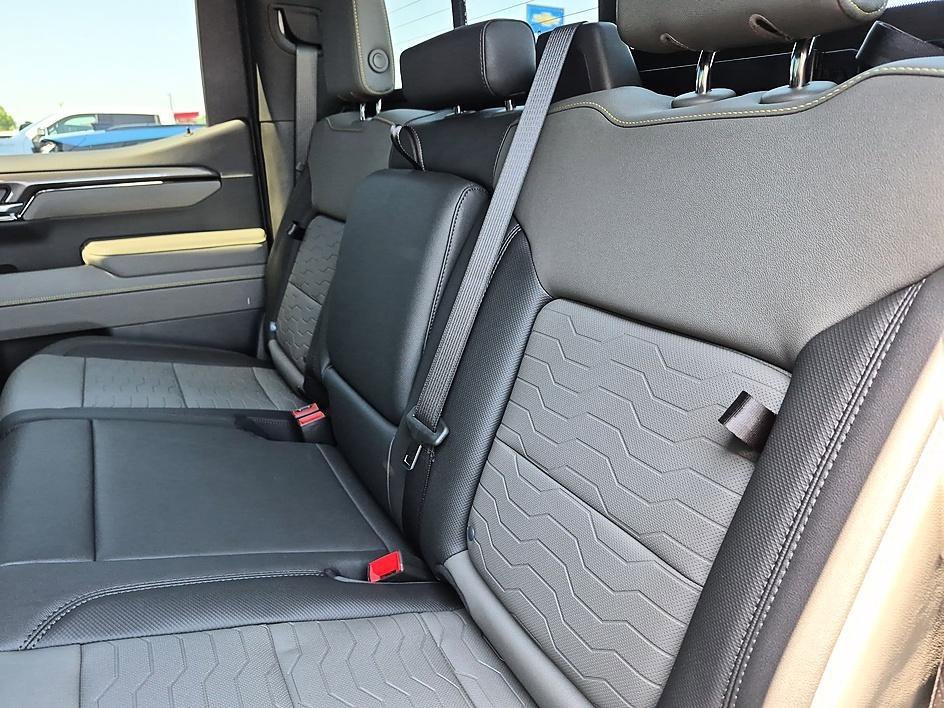 New 2026 Chevrolet Silverado 1500 ZR2 AWD/4WD image 30